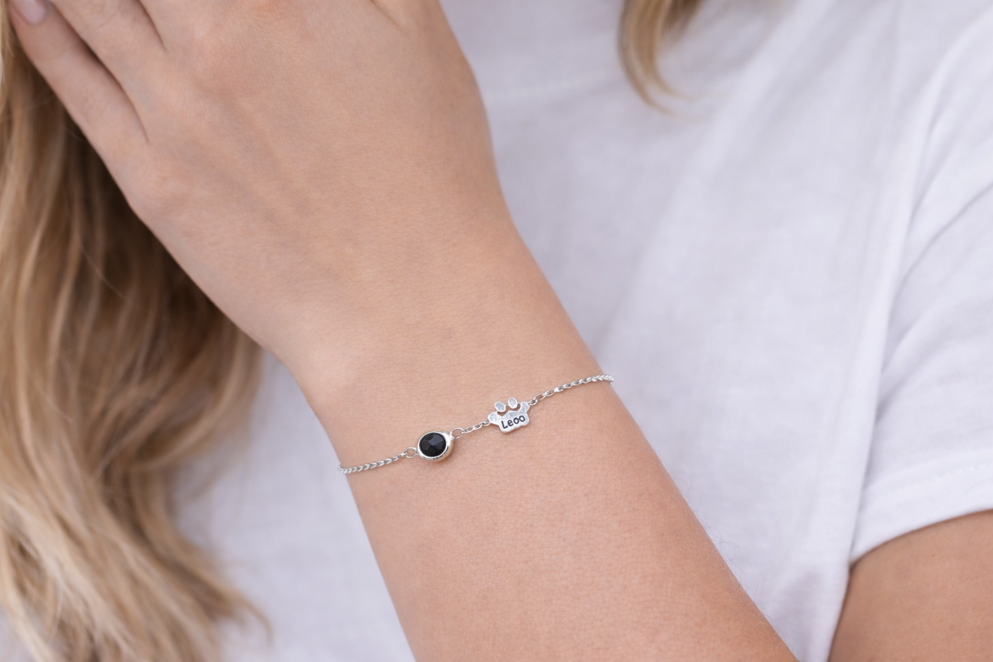 Personalizowana Biżuteria z Projekcją Zwierzaka